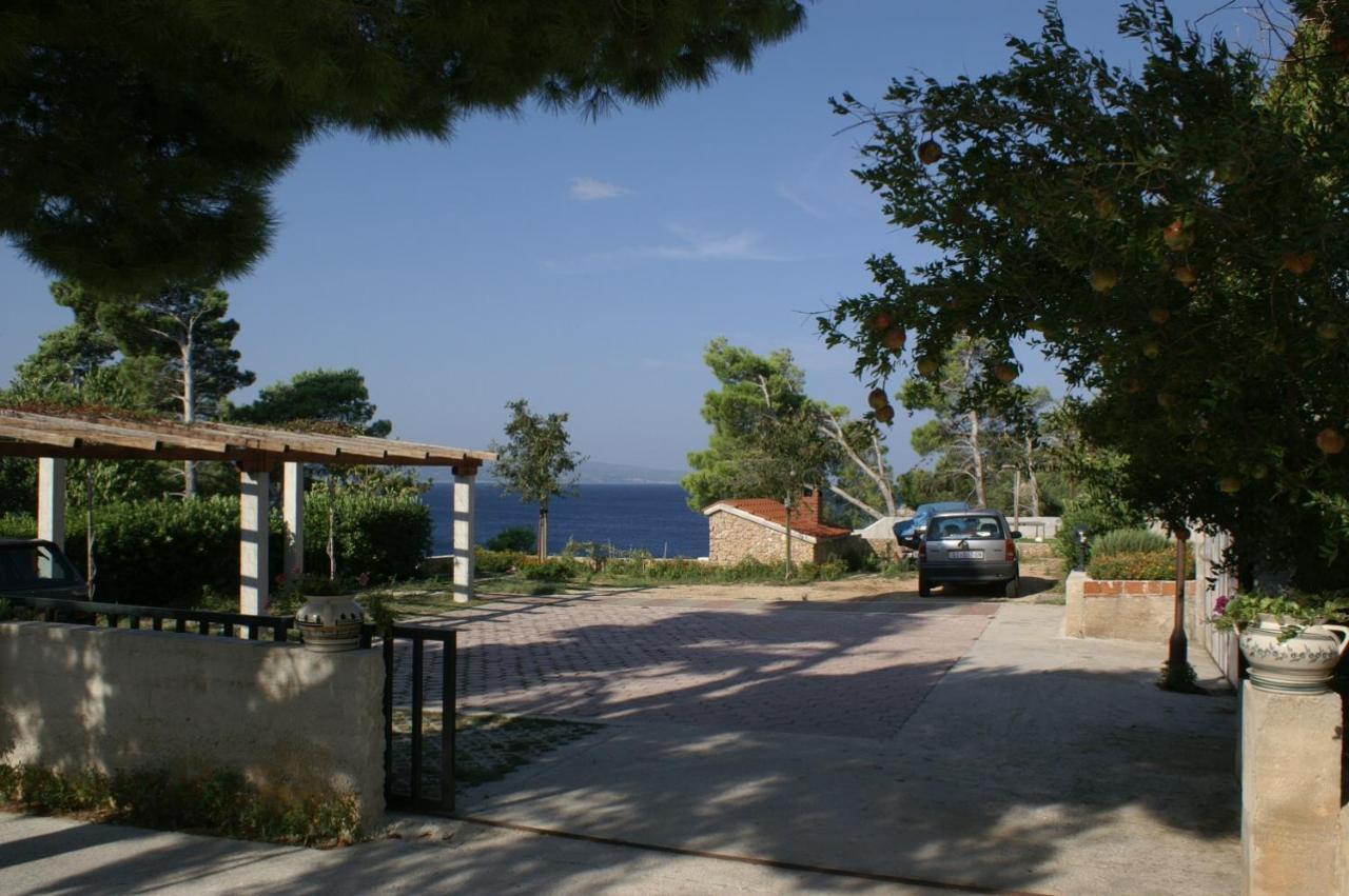 Apartments By The Sea Medici, Omis - 1046 Mimice Exterior photo